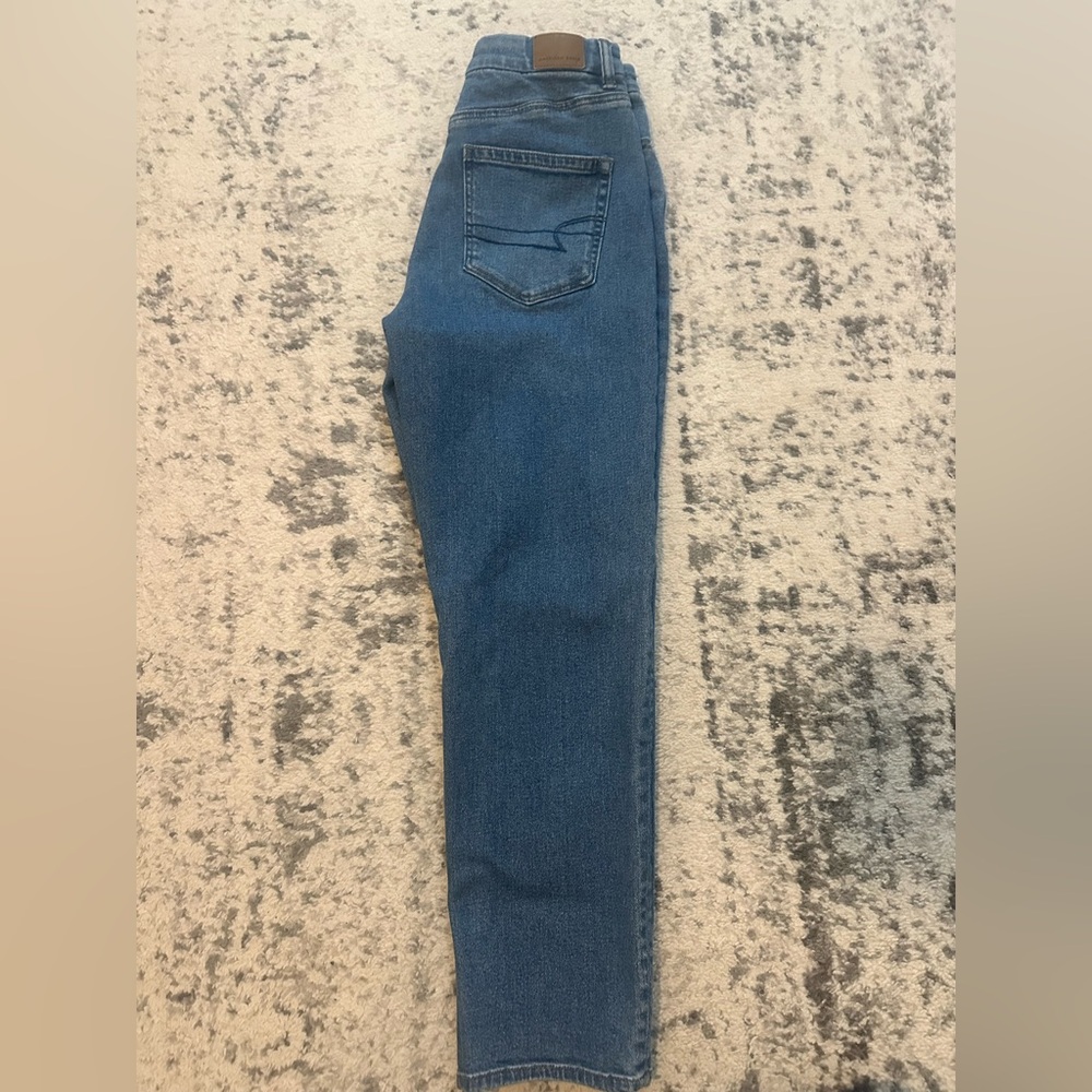 American Eagle Curvy Mom Jeans